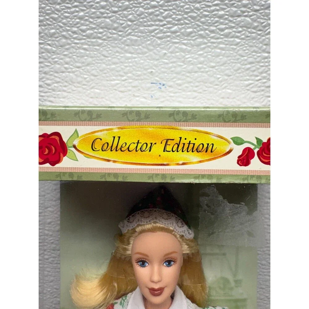 Vtg 1999 Mattel Swedish Barbie Doll 12
